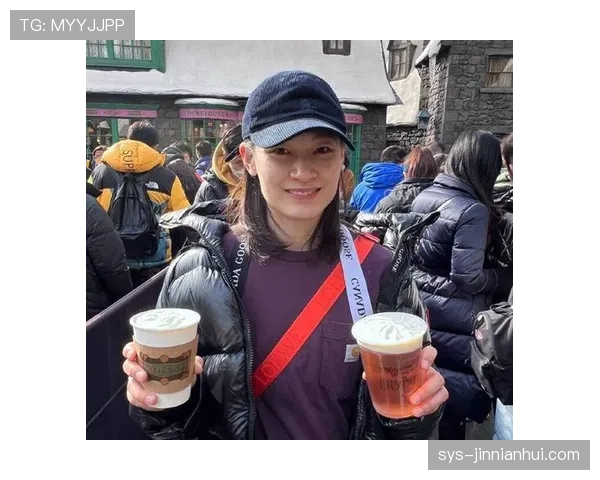 杨力维赛场上超拼,休息时居然这样享受奢侈生活? 杨力维赛场上超拼,休息时居然这样享受奢侈生活?
